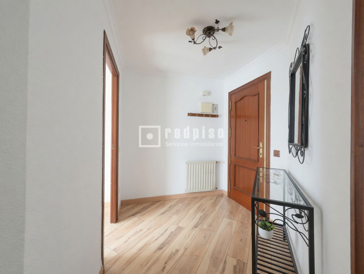 Piso en venta en  Alcorcón, Madrid  5/28