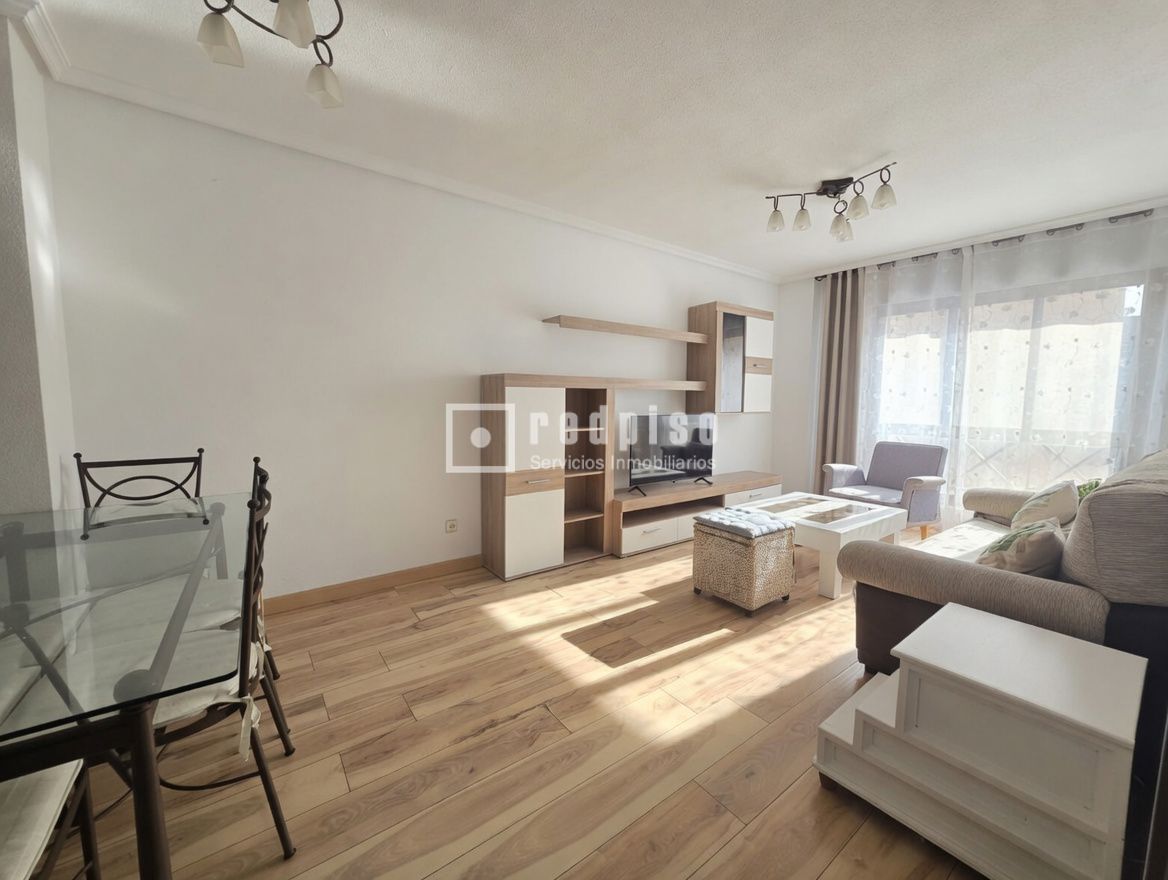Piso en venta en  Alcorcón, Madrid  2/28
