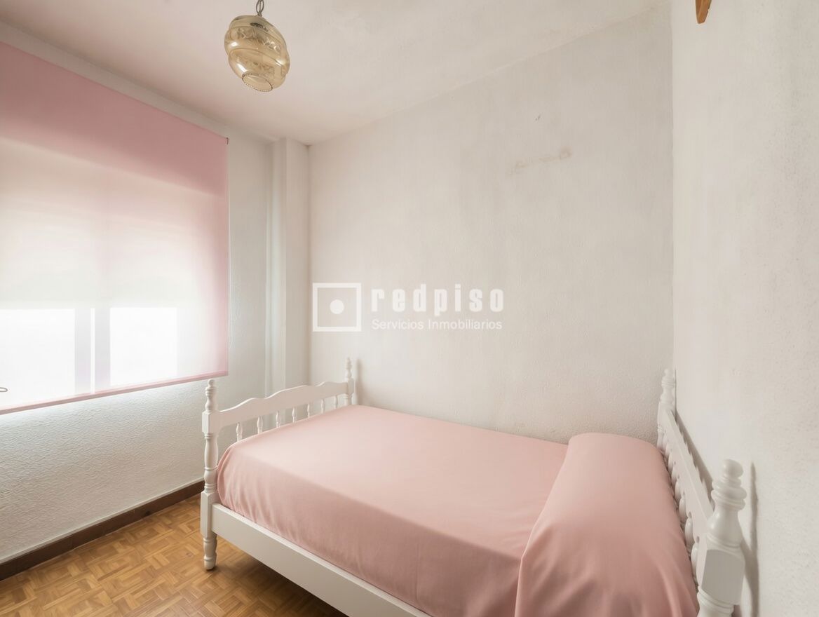 Piso en venta en Alcorcón, Madrid 12/25