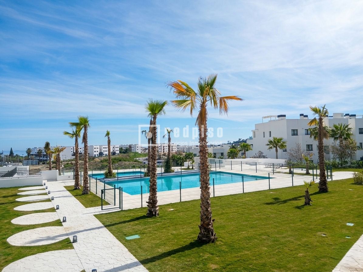 Piso en venta en Estepona, Málaga 5/18