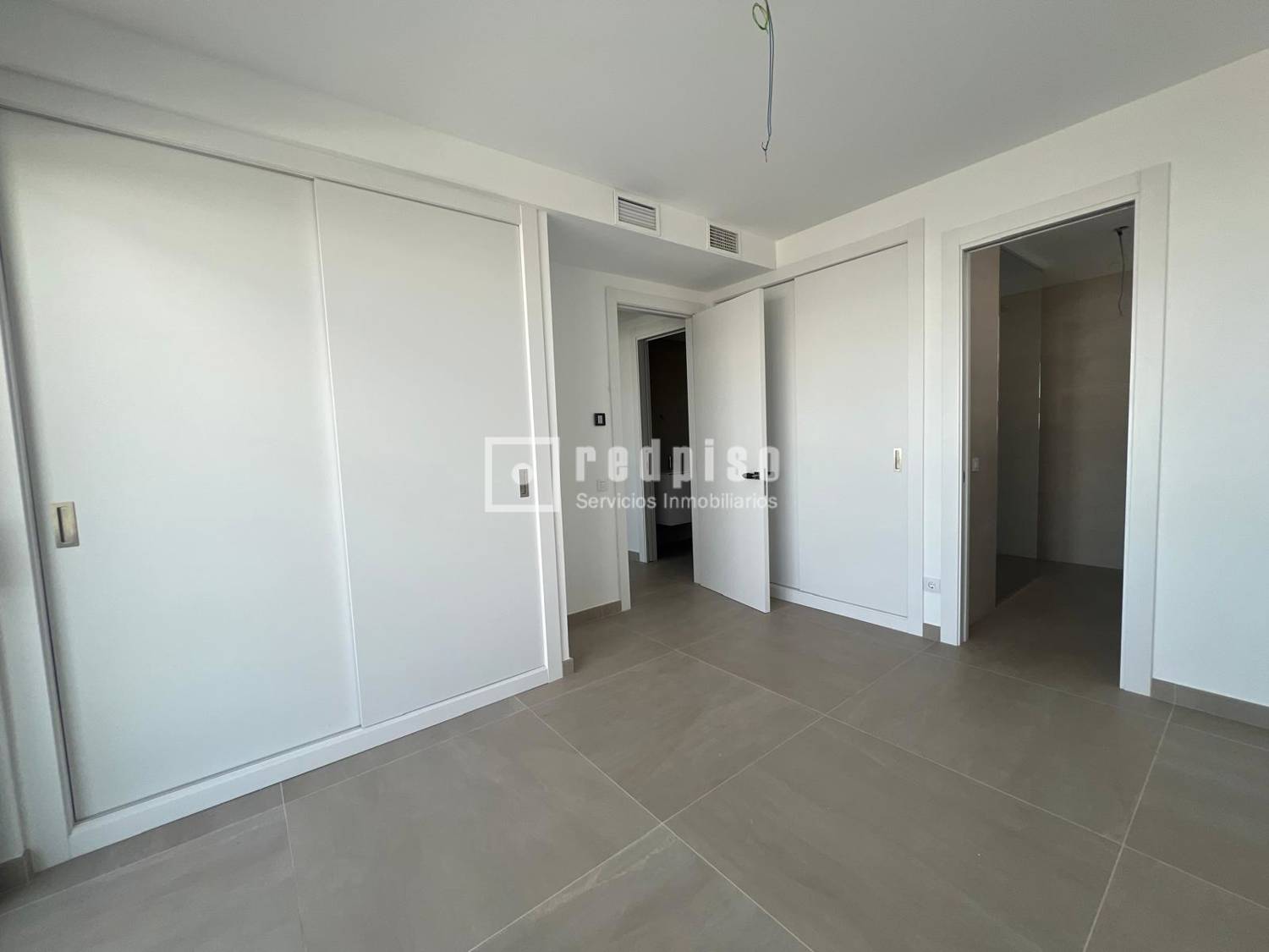 Piso en venta en Estepona, Málaga 11/19