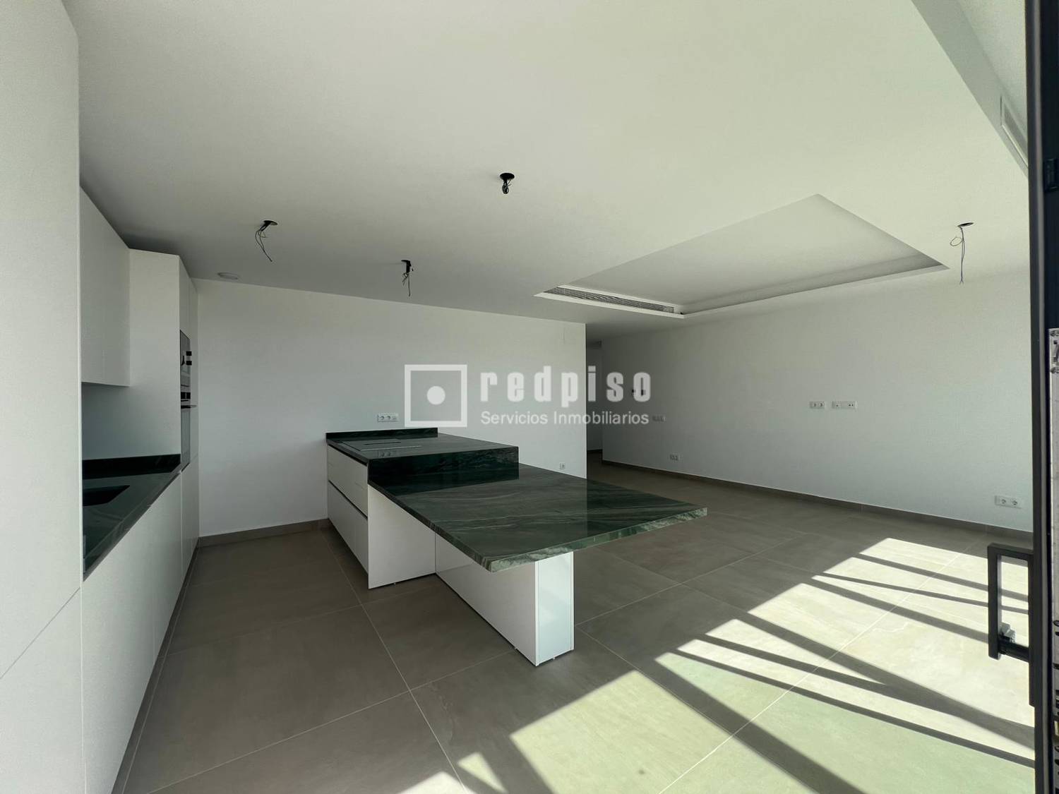Piso en venta en Estepona, Málaga 8/19