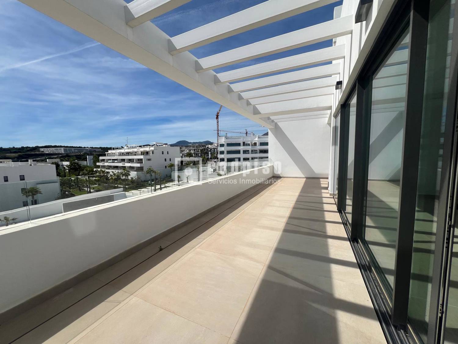 Piso en venta en Estepona, Málaga 4/19