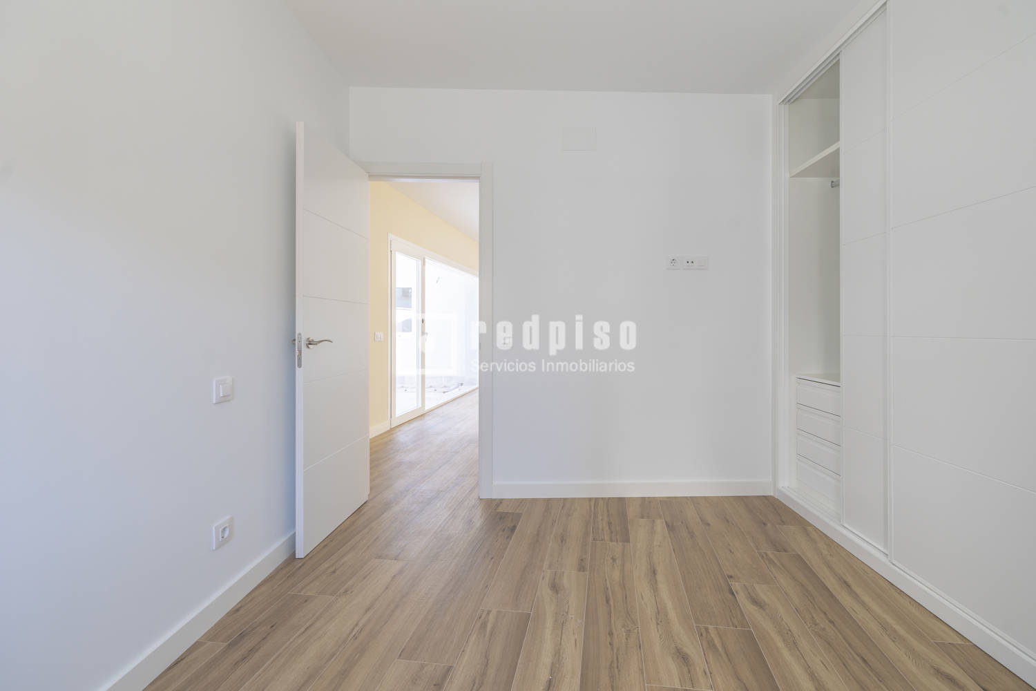 Casa en venta en  Ugena, Toledo  12/38