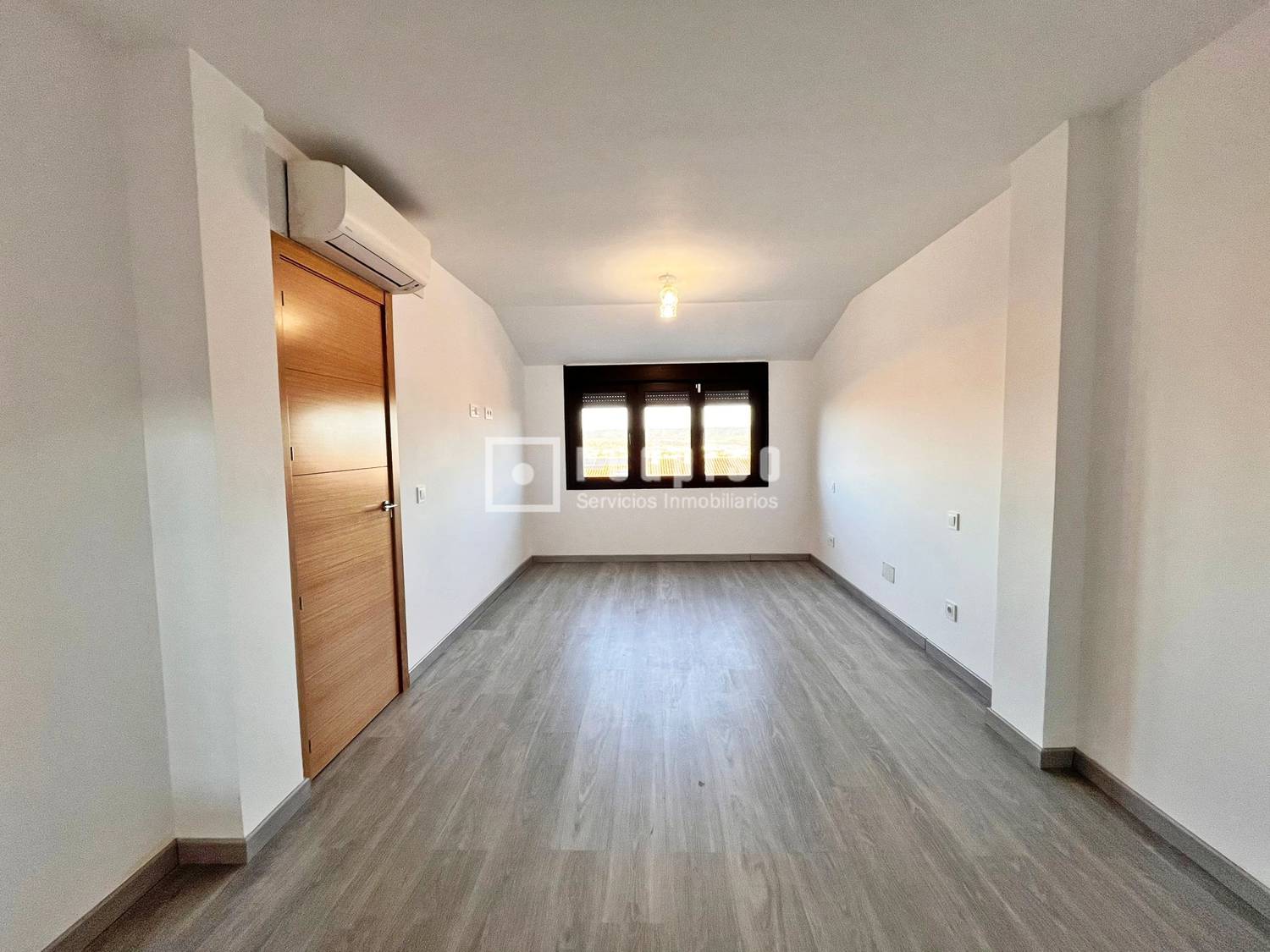 Casa en alquiler en  Quer, Guadalajara  32/43