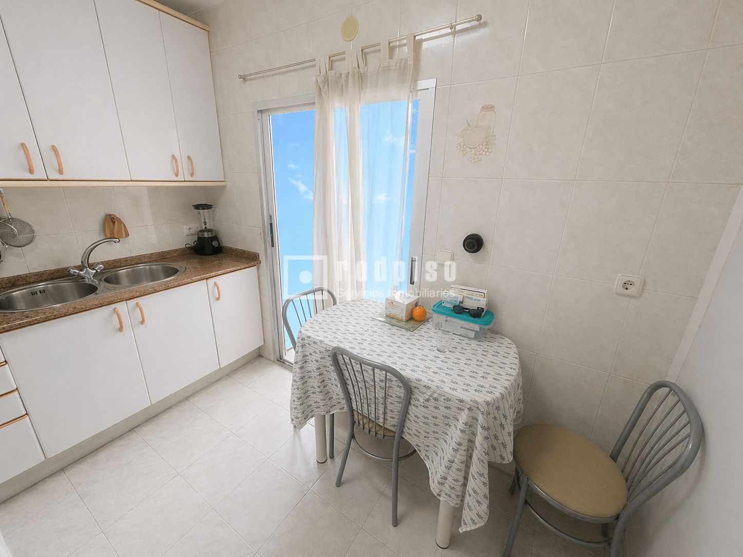 Piso en venta en Coslada, Madrid 4/16