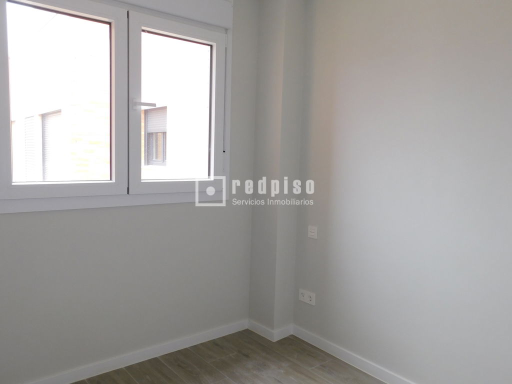 Piso en alquiler en Villaverde, Madrid 12/16