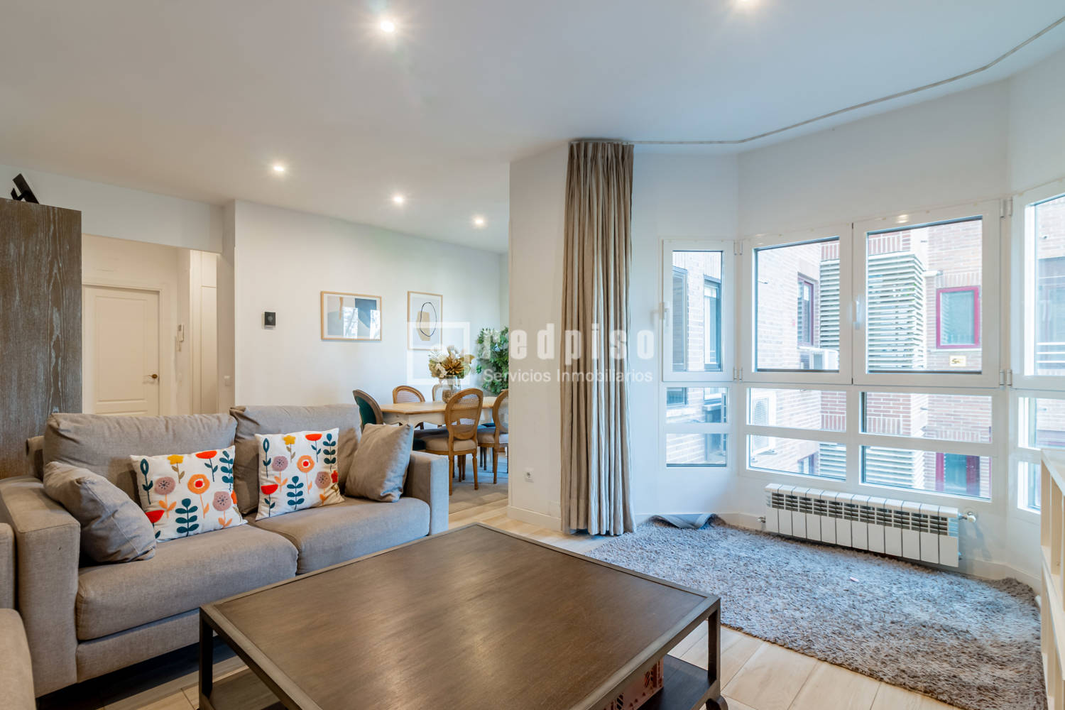 Piso en venta en calle De Caleruega, Hortaleza, Madrid 2/27