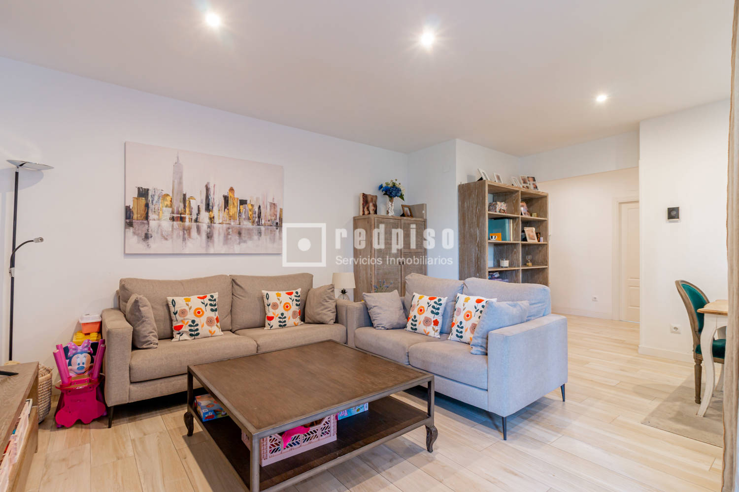 Piso en venta en calle De Caleruega, Hortaleza, Madrid 3/27