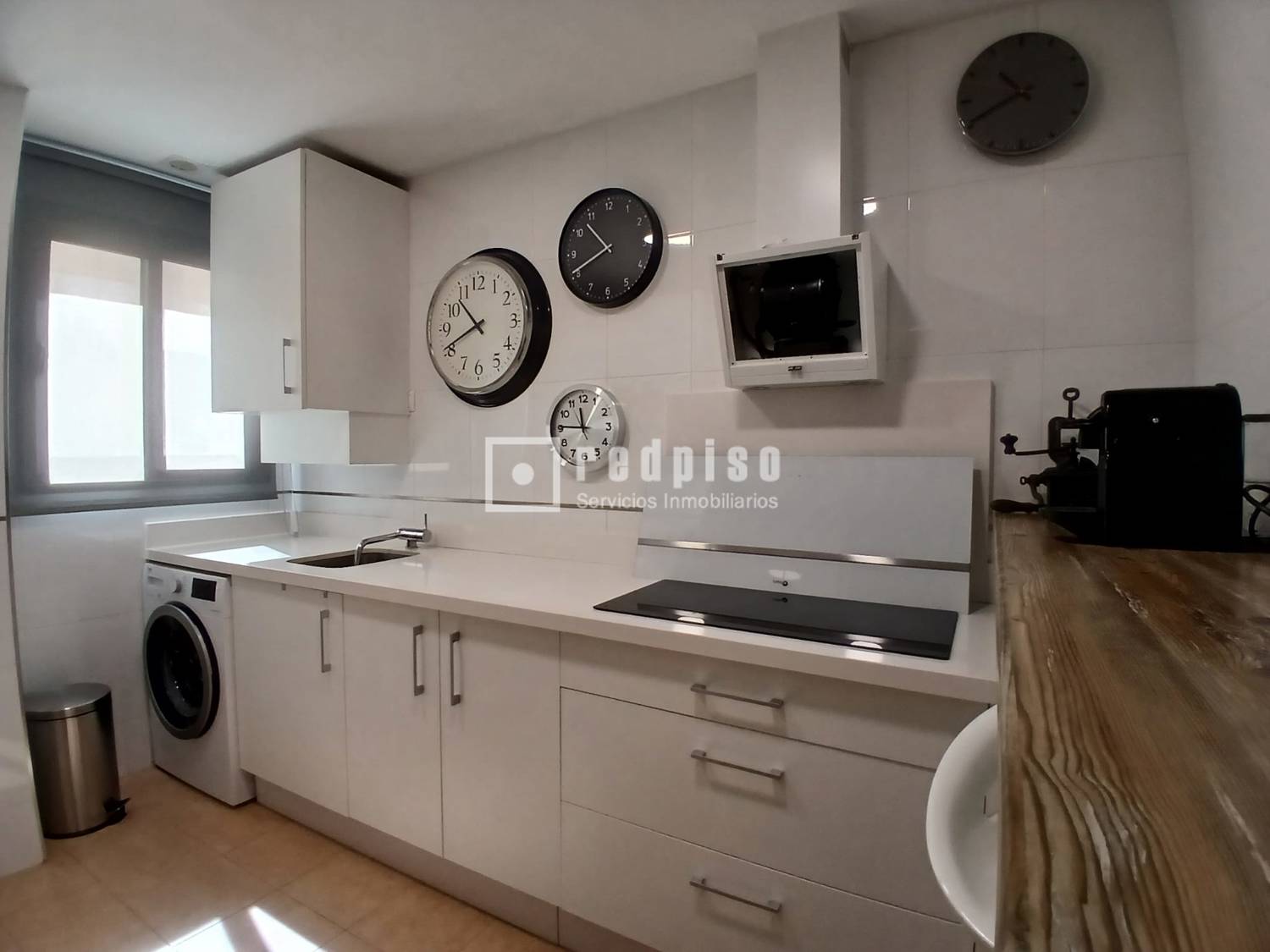 Piso en venta en Torremolinos, Málaga 6/13