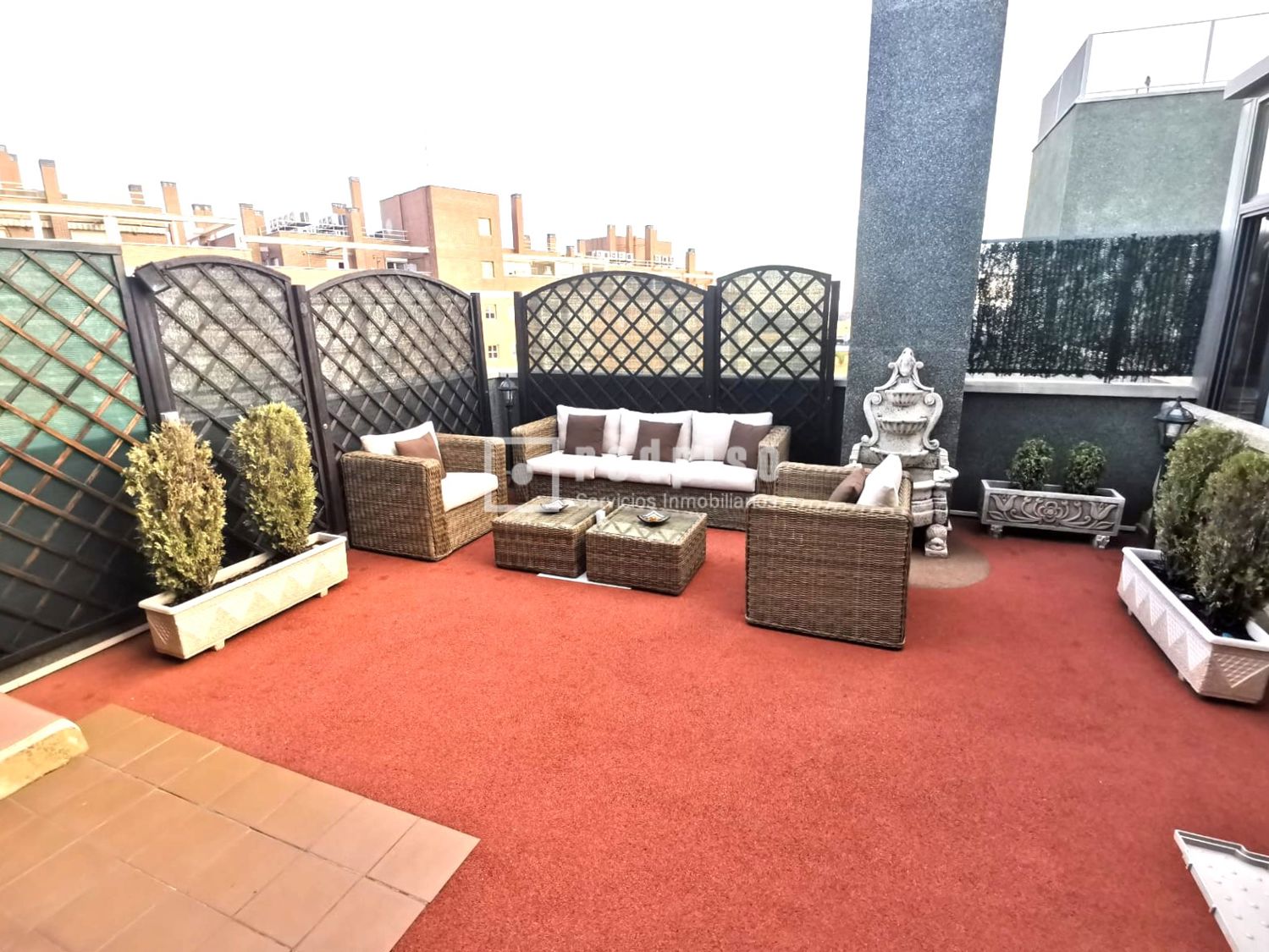 Piso en venta en  calle del Pinar de San José, Madrid  1/1