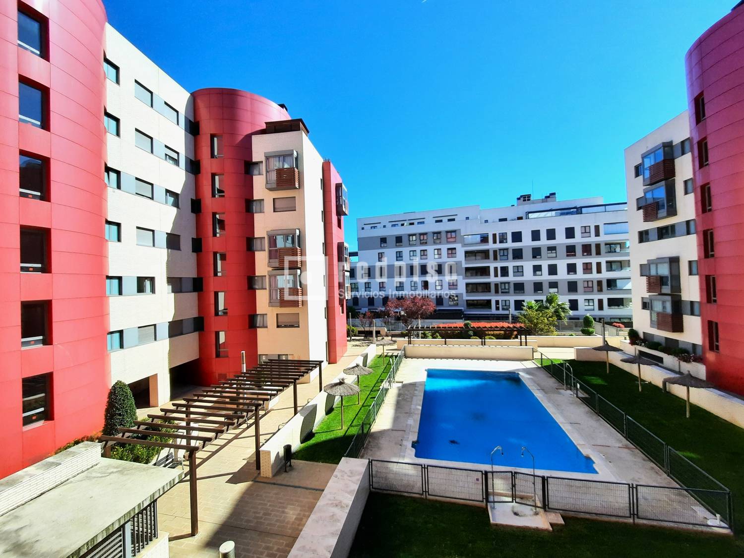 Piso en alquiler en calle De Ana De Austria, Madrid, Madrid 24/30