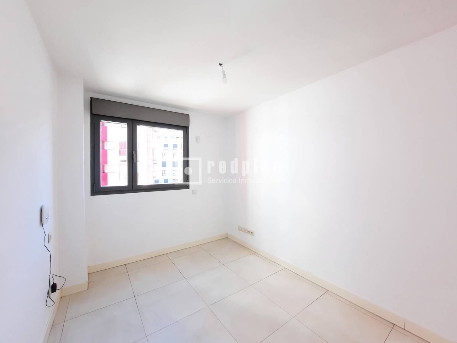 Piso en alquiler en calle De Ana De Austria, Madrid, Madrid 19/30