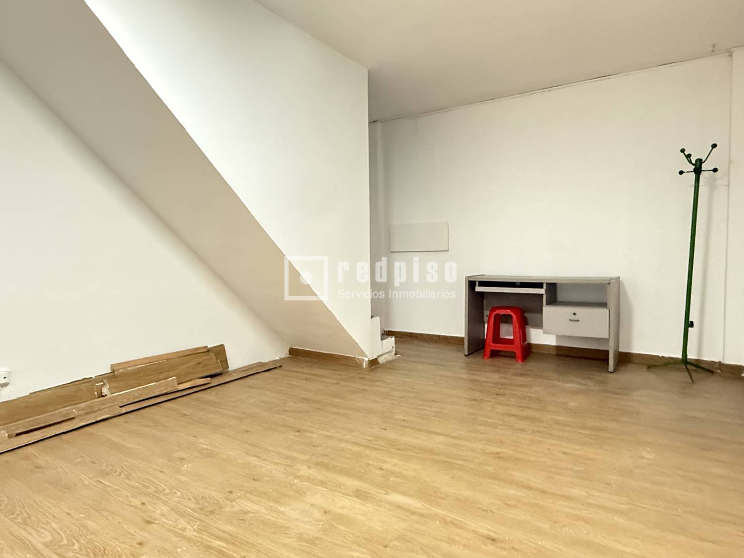 Local en venta en calle Del Discóbolo, Madrid, Madrid 9/15