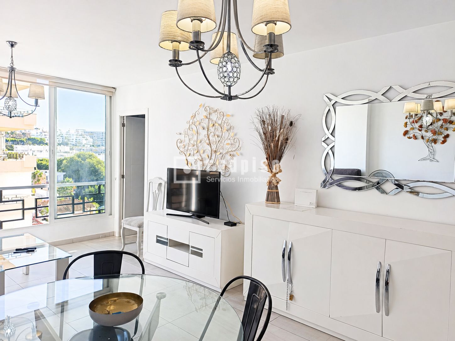 Piso en venta en  Torremolinos, Málaga  1/1
