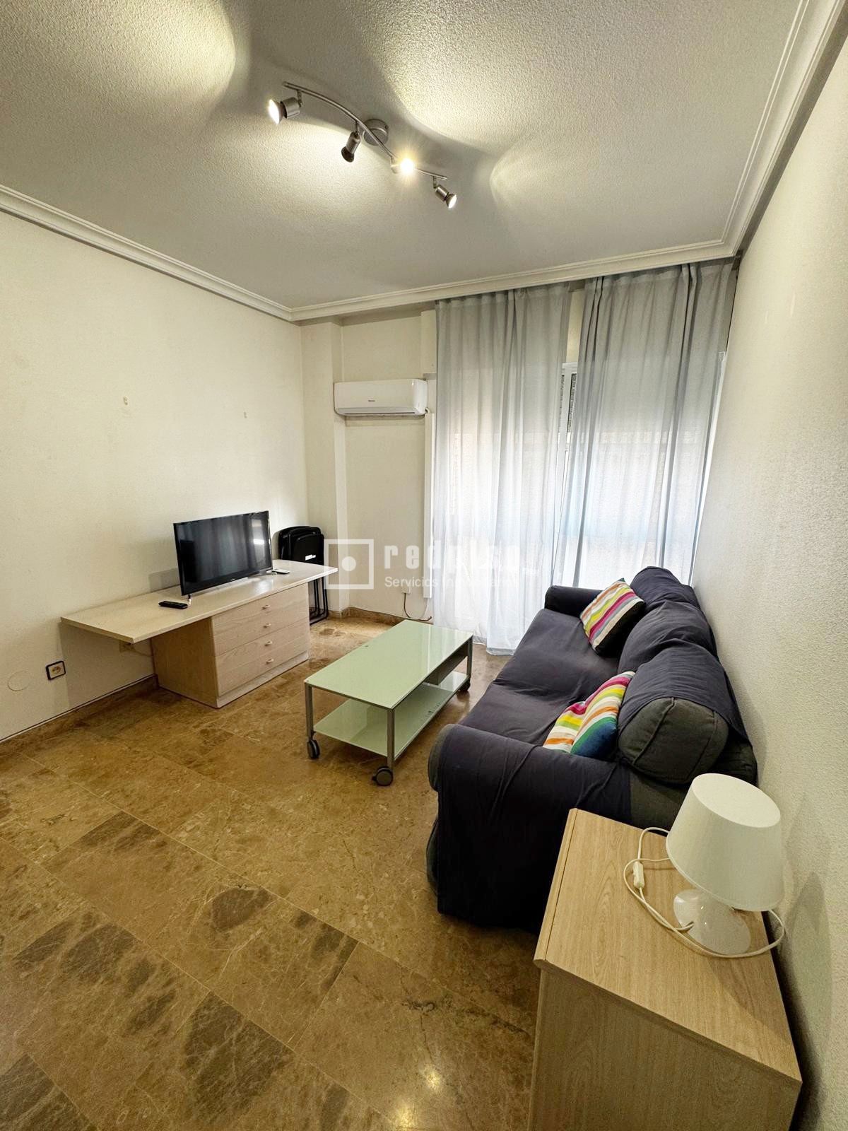 Piso en alquiler en  Murcia  1/1