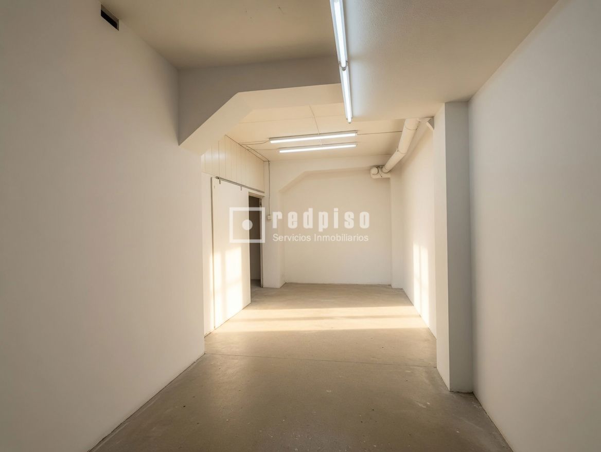 Local en venta en calle Fuenlabrada, Alcorcón, Madrid 7/13