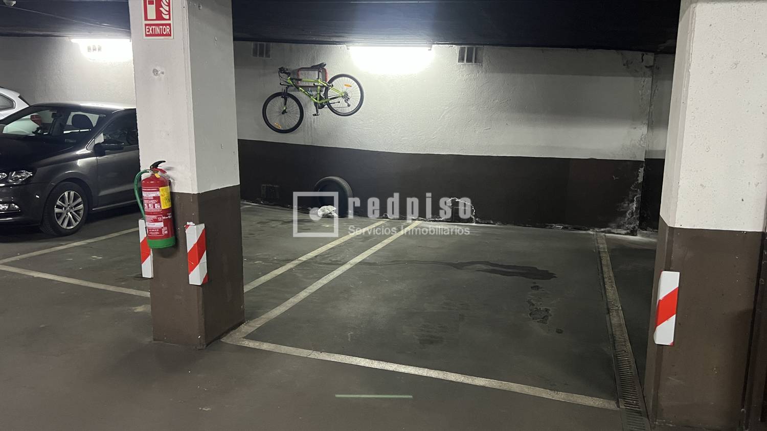Piso en venta en calle De Suecia, San Blas-canillejas, Madrid 30/35