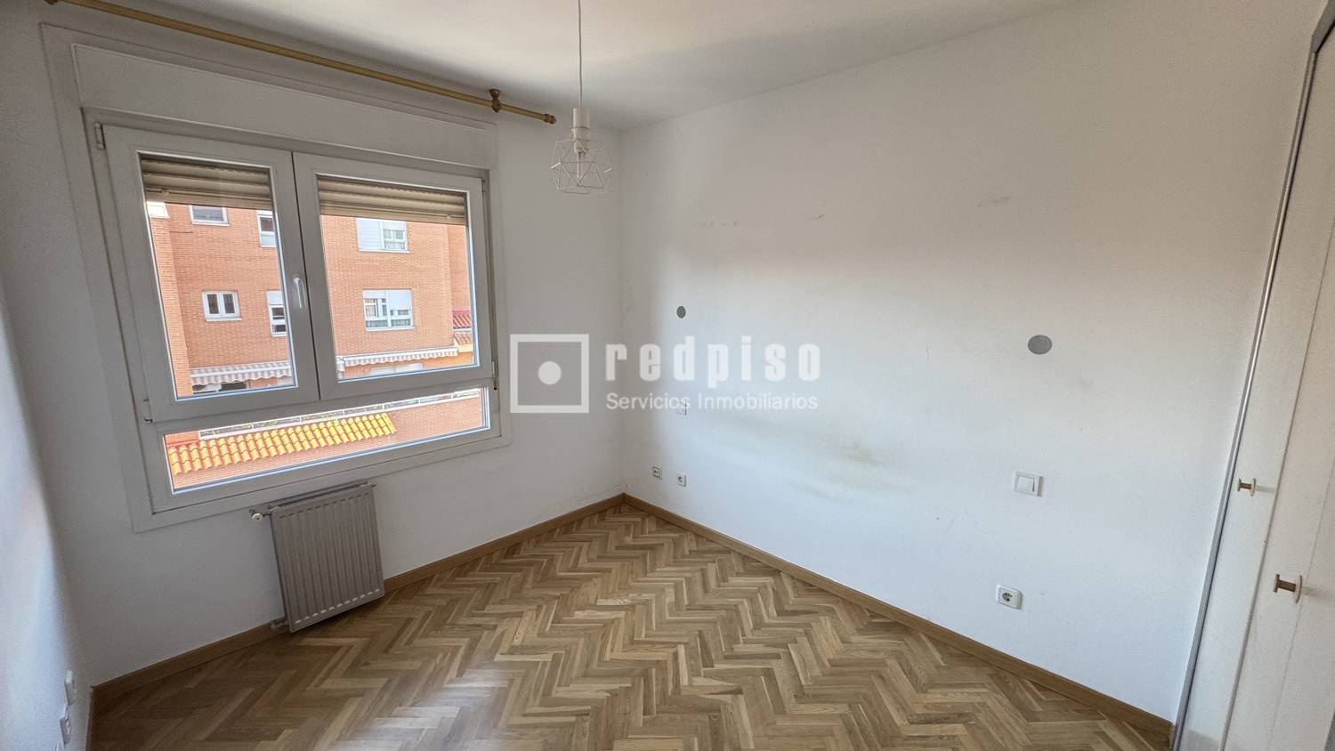 Piso en venta en calle De Suecia, San Blas-canillejas, Madrid 22/35