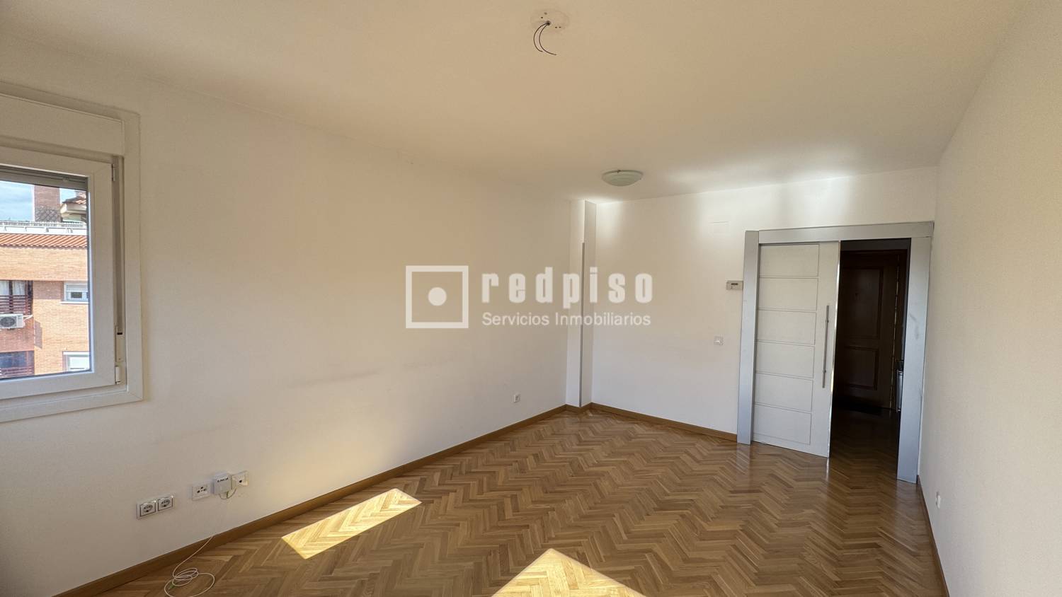 Piso en venta en calle De Suecia, San Blas-canillejas, Madrid 7/35