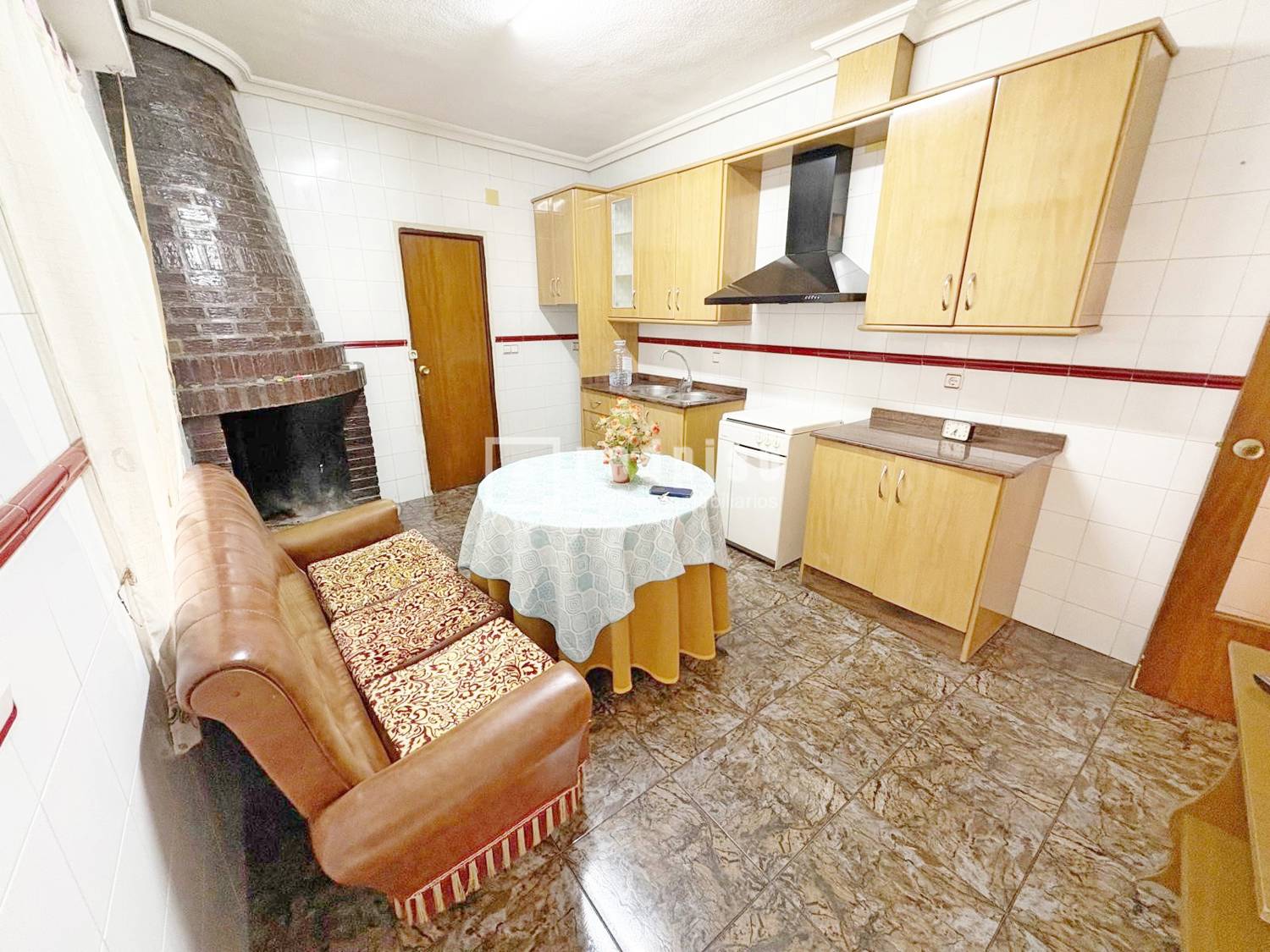Casa en venta en calle De Santiago Apóstol, Las Torres De Cotillas, Murcia 6/25