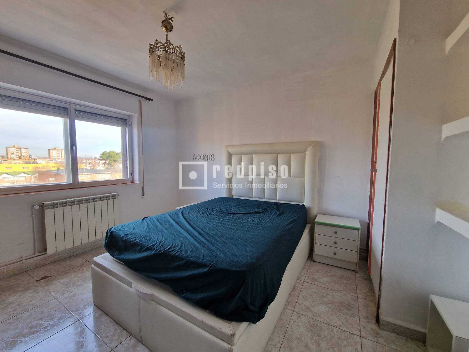 Piso en venta en calle De Tinajo, San Blas-canillejas, Madrid 15/23