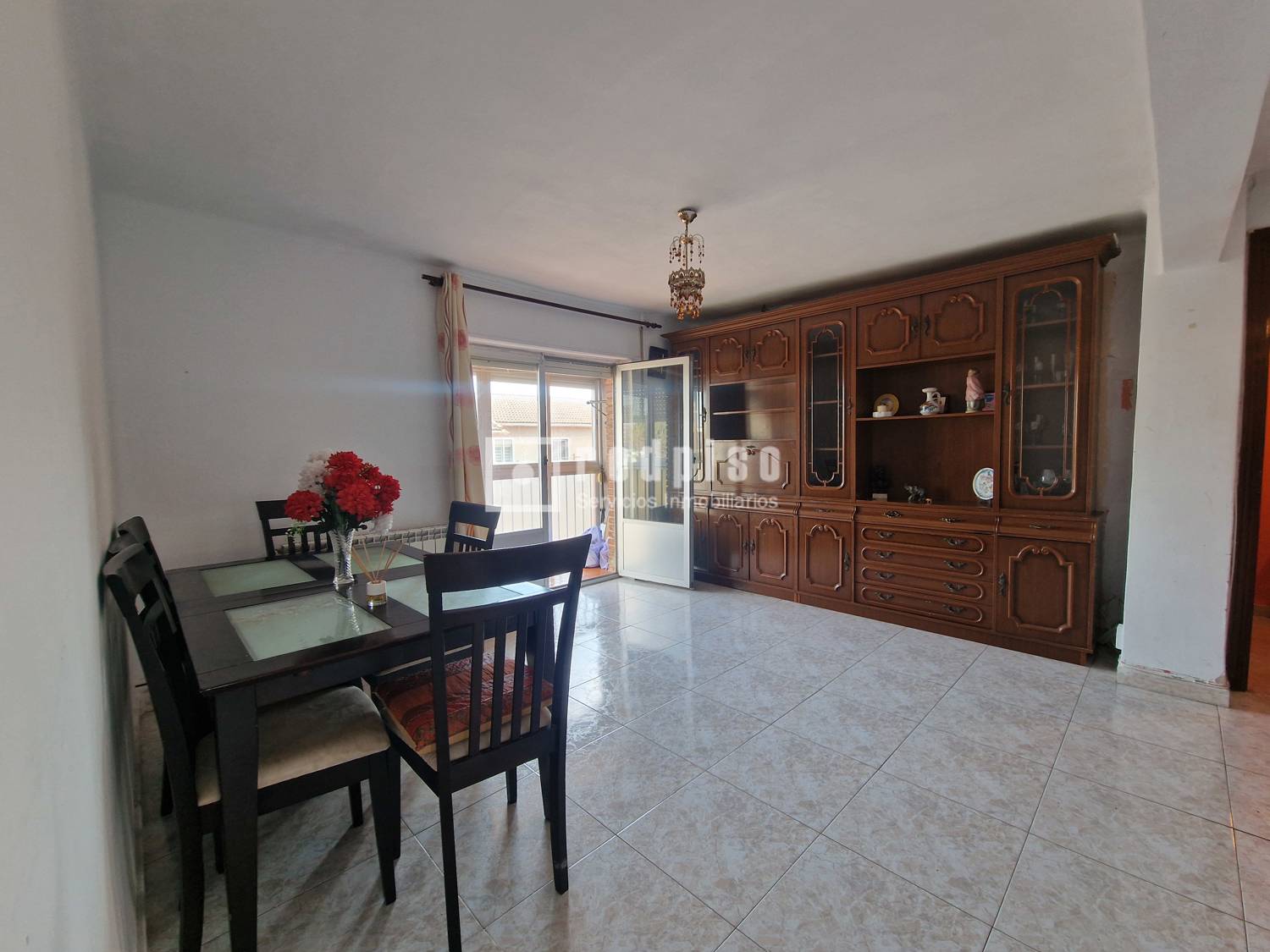 Piso en venta en  calle de Tinajo, San Blas-Canillejas, Madrid  1/1