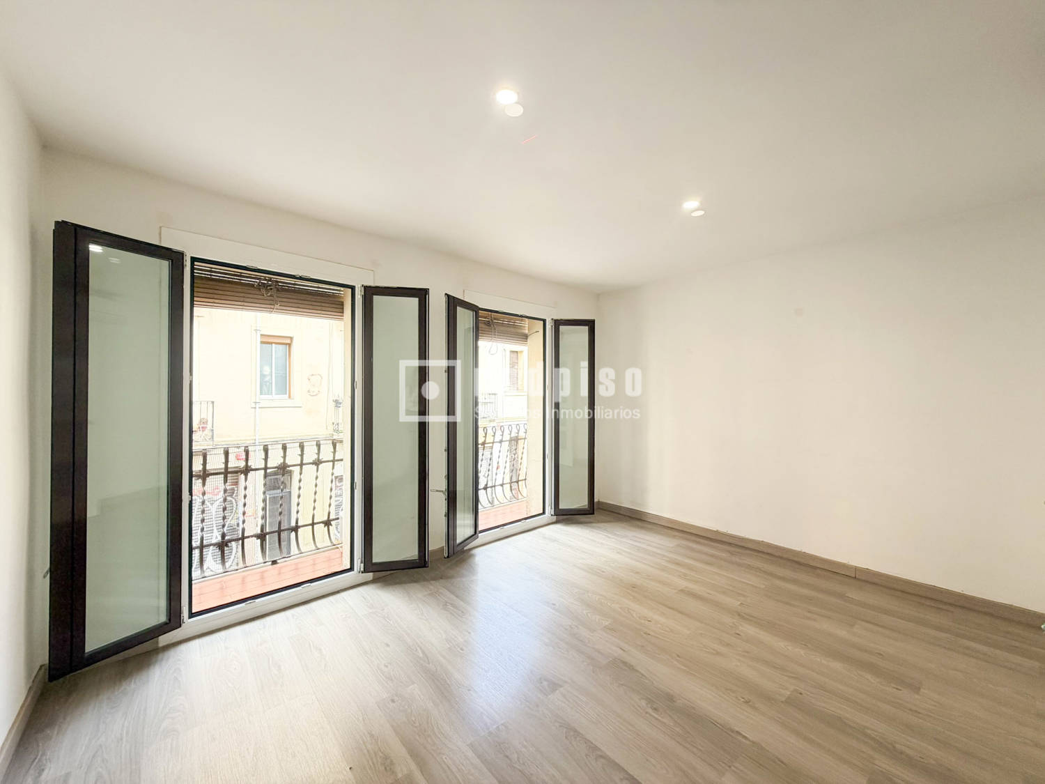 Piso en venta  Gràcia, Barcelona  1/1