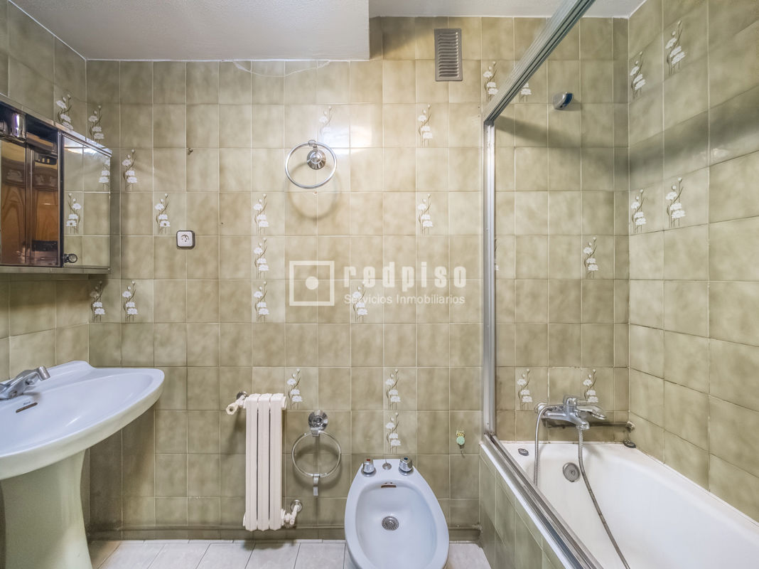 Piso en venta en calle De Hermosilla, Madrid, Madrid 25/32