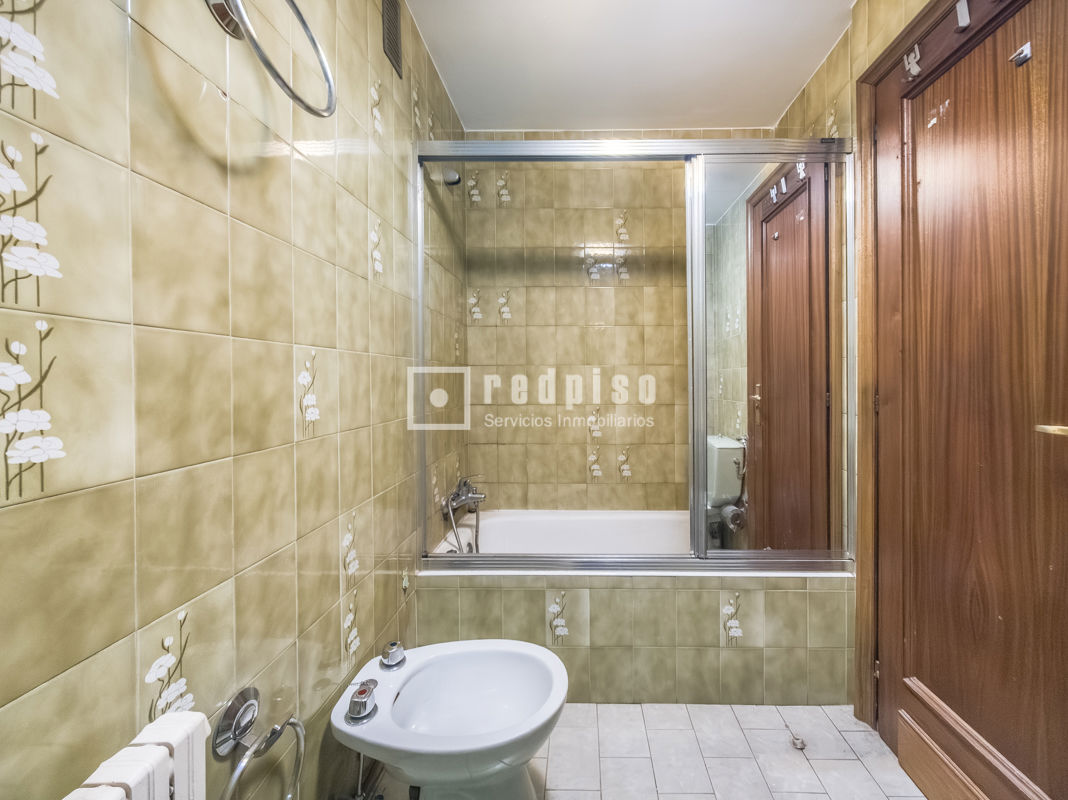 Piso en venta en calle De Hermosilla, Madrid, Madrid 26/32