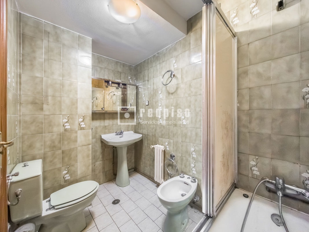 Piso en venta en calle De Hermosilla, Madrid, Madrid 27/32
