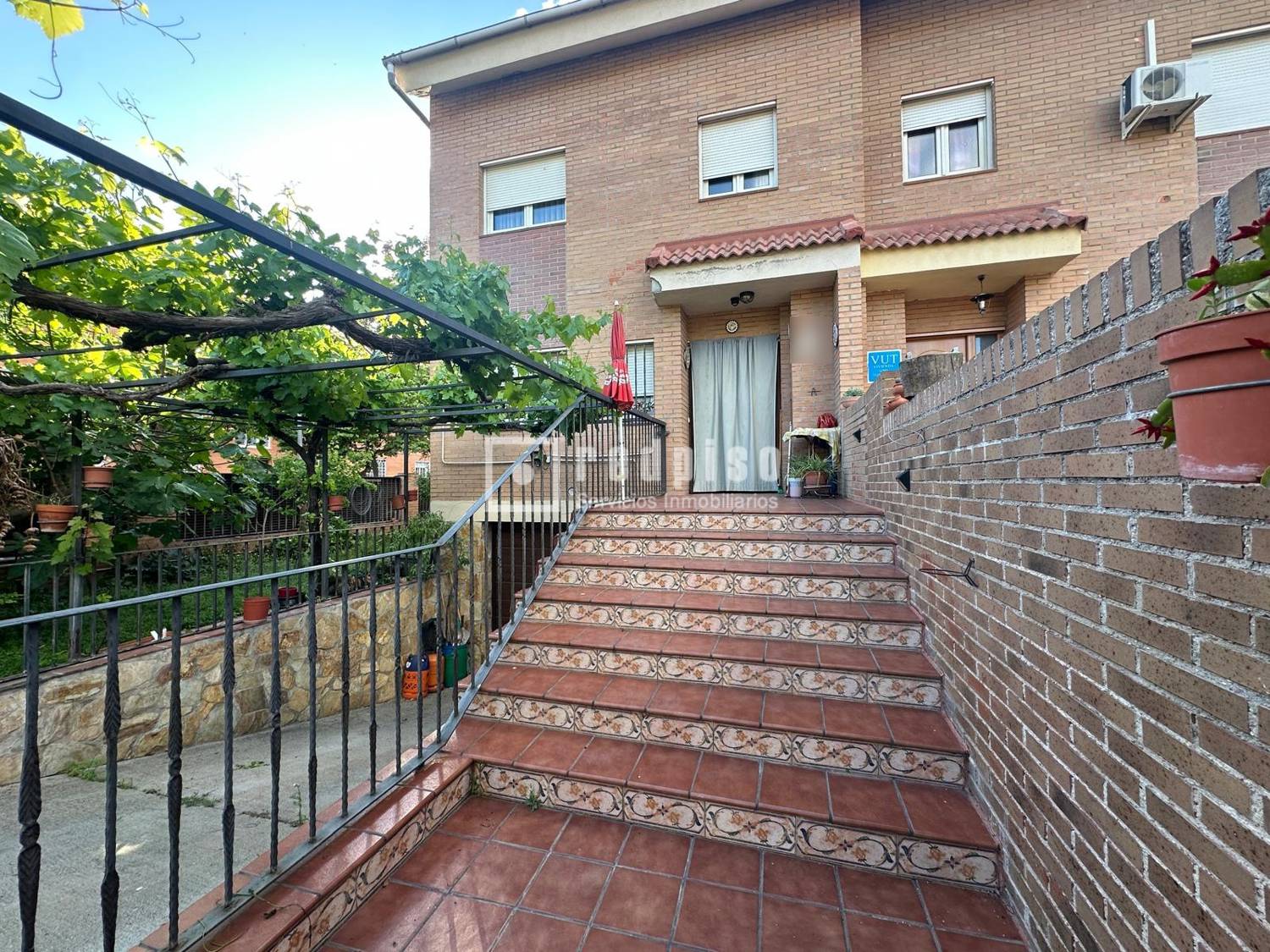 Casa en venta en  calle de los Almendros, Azuqueca de Henares, Guadalajara  1/1