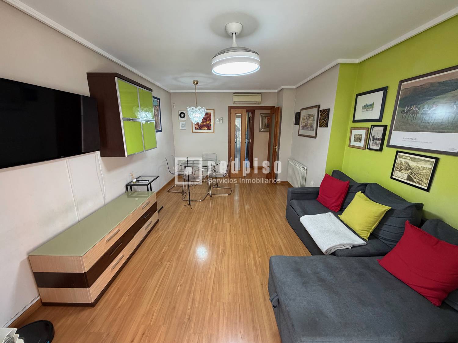 Piso en venta en  calle de los Llanos de Escudero, San Blas-Canillejas, Madrid  1/1