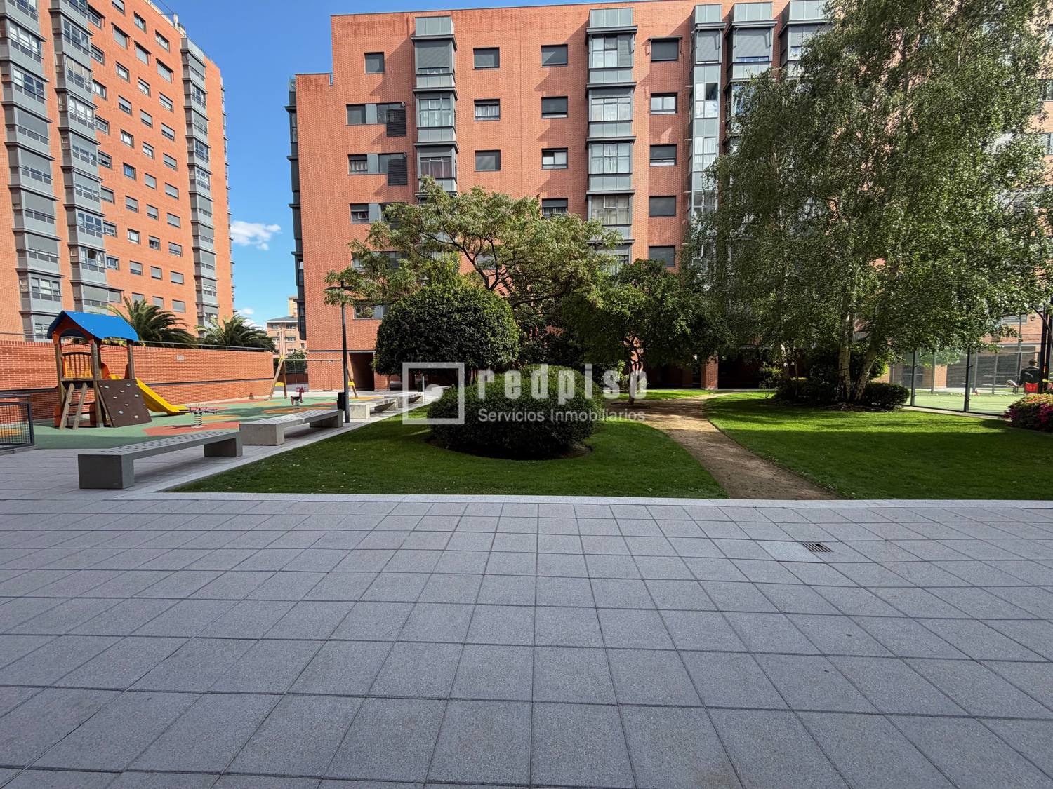 Piso en venta en calle De Los Llanos De Escudero, San Blas-canillejas, Madrid 46/55
