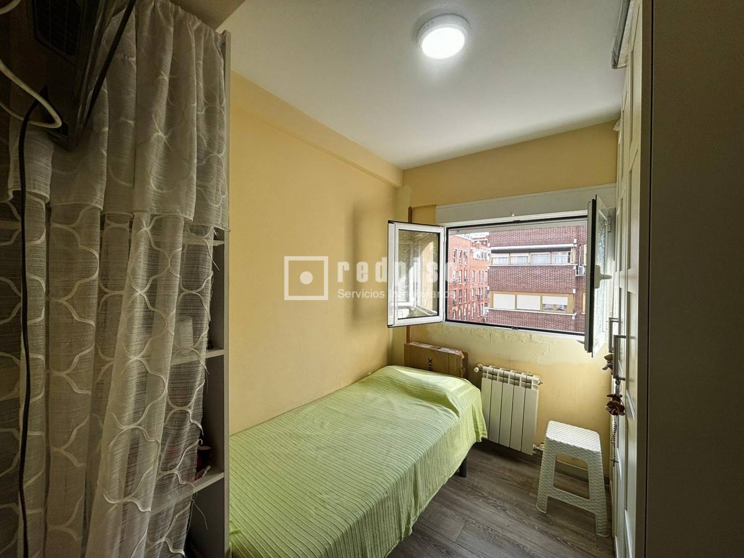 Piso en venta en calle De Vital Aza, San Blas-canillejas, Madrid 5/13