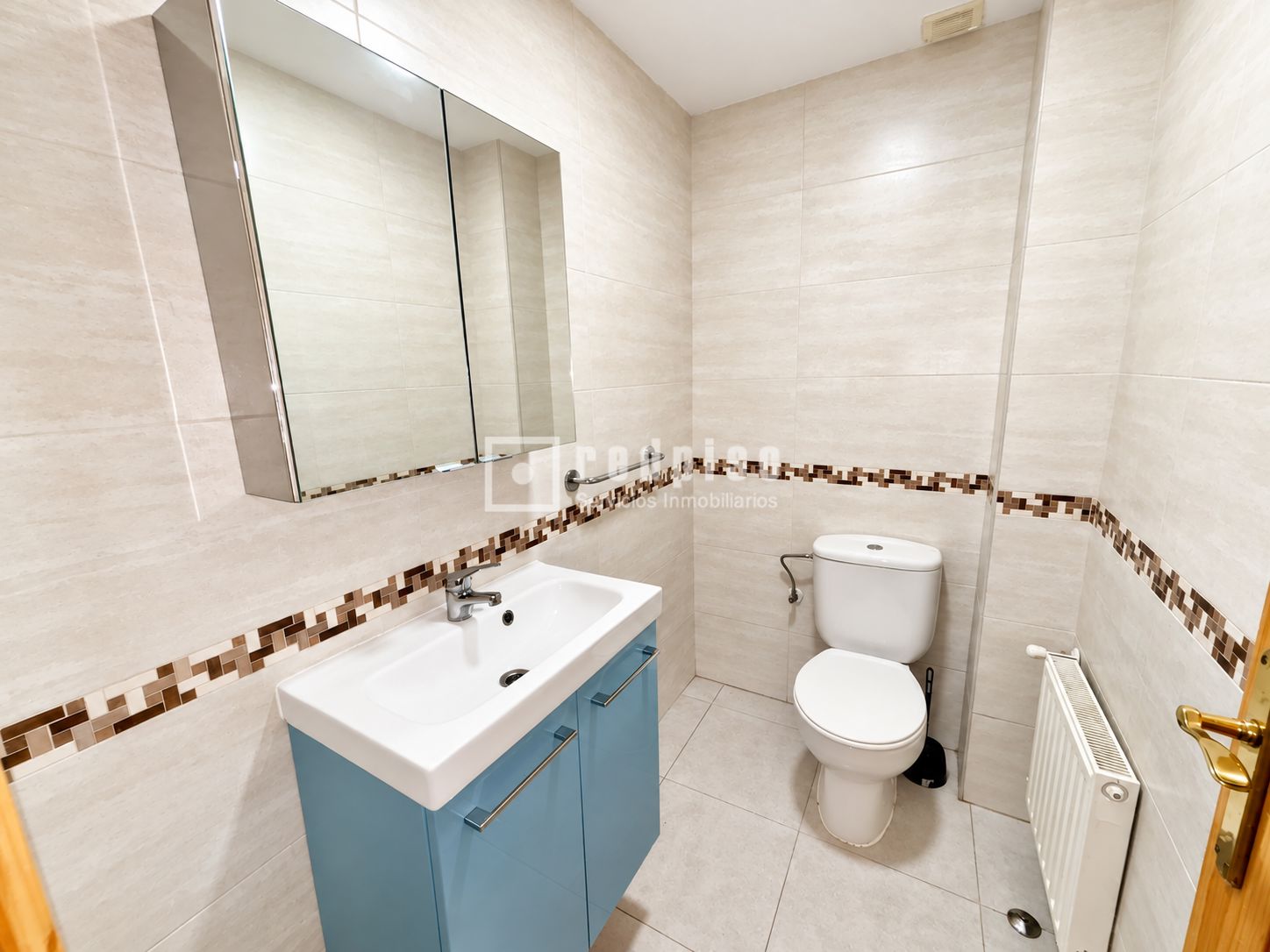 Casa en venta en  Alovera, Guadalajara  11/39