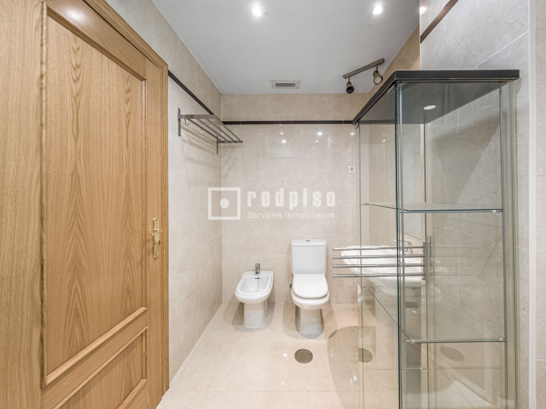 Piso en venta en calle De La Fuente Cisneros, Móstoles, Madrid 16/19