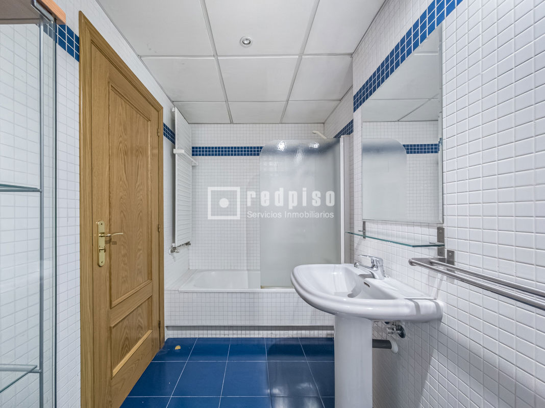 Piso en venta en calle De La Fuente Cisneros, Móstoles, Madrid 11/19