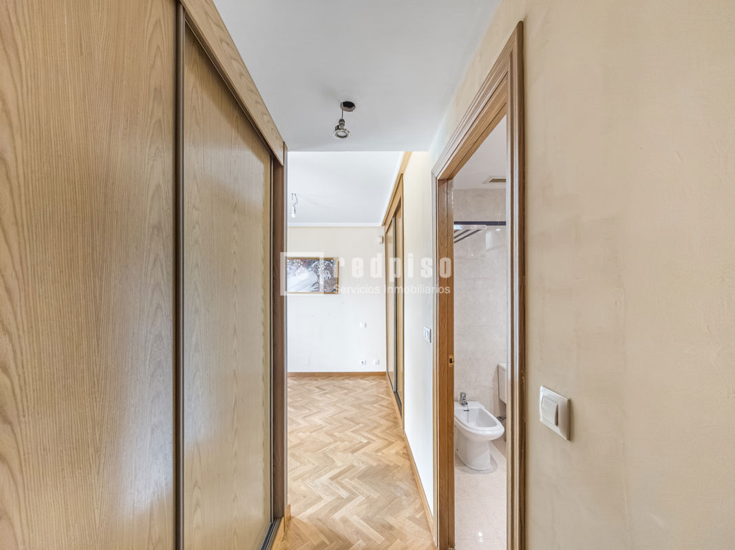 Piso en venta en calle De La Fuente Cisneros, Móstoles, Madrid 13/19