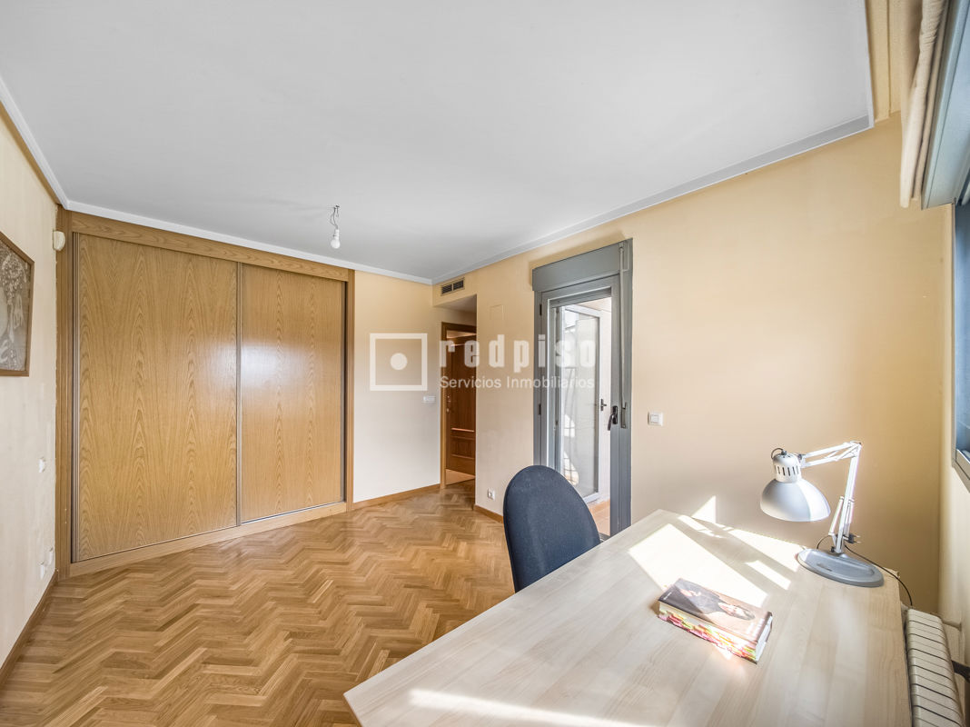 Piso en venta en calle De La Fuente Cisneros, Móstoles, Madrid 15/19