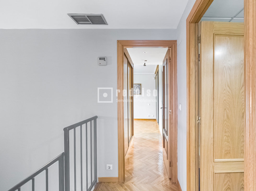 Piso en venta en calle De La Fuente Cisneros, Móstoles, Madrid 9/19