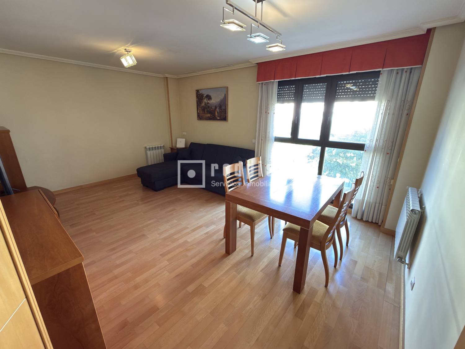 Piso en venta en  calle de los Clarinetes, Madrid  1/1