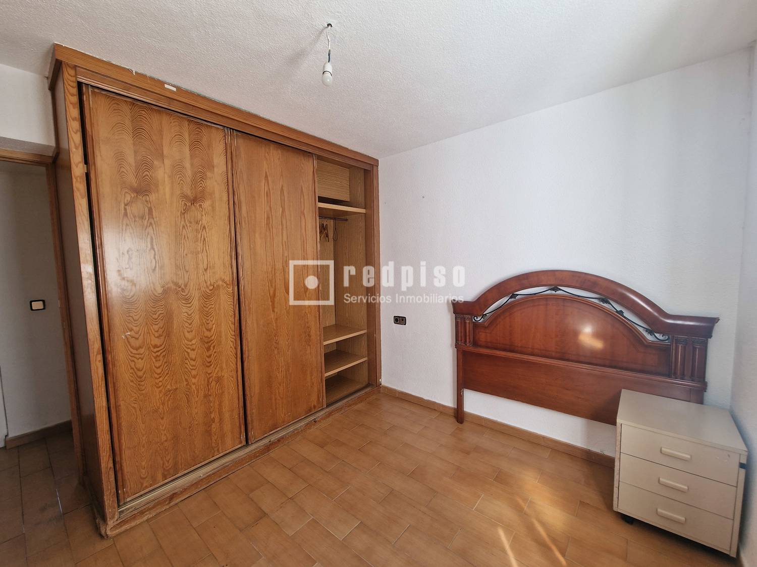 Piso en venta en calle De Braulio Gutiérrez, San Blas-canillejas, Madrid 16/18