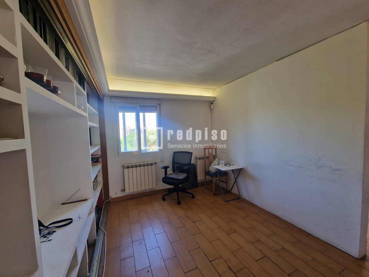 Piso en venta en calle De Braulio Gutiérrez, San Blas-canillejas, Madrid 7/18