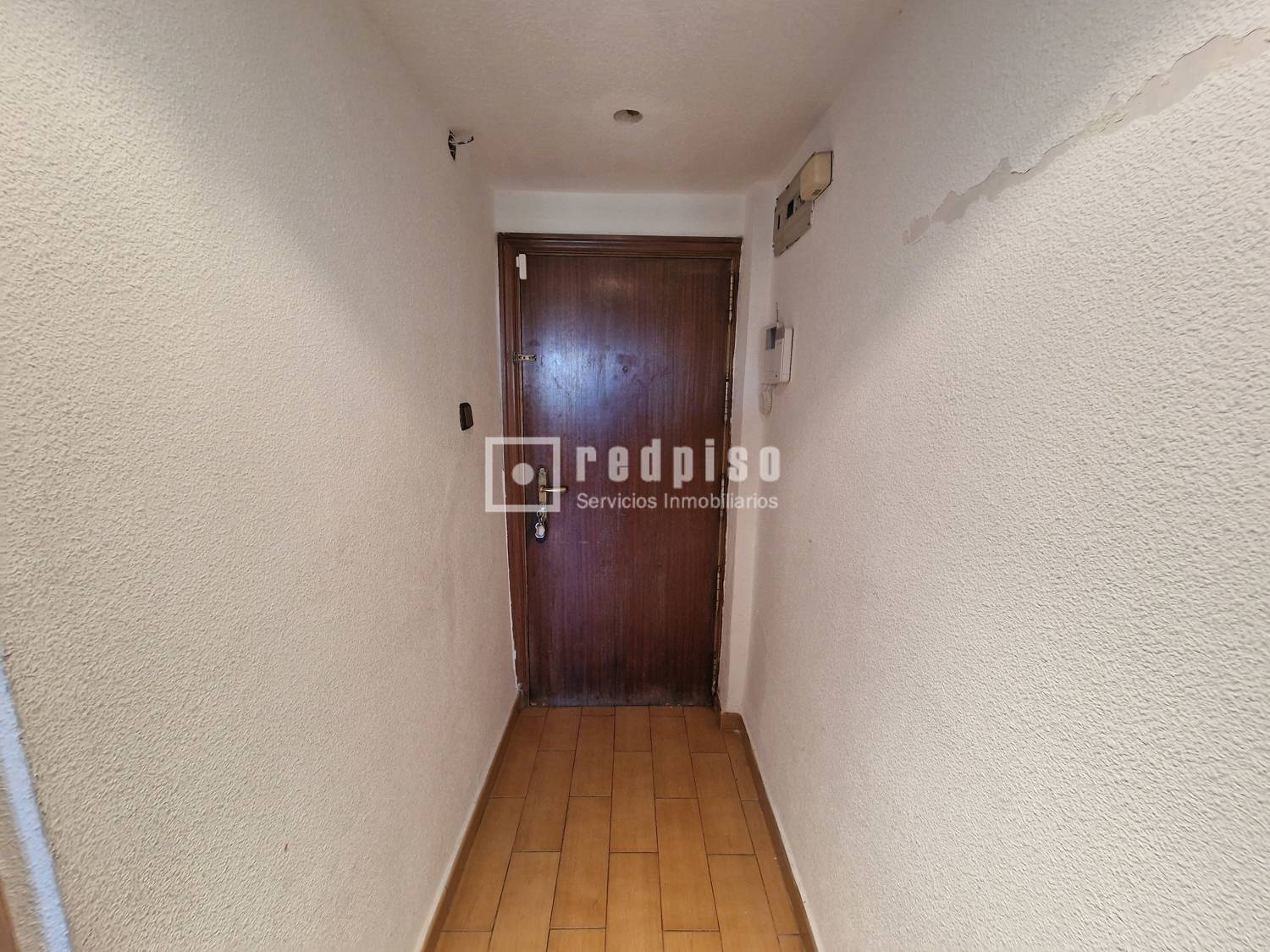 Piso en venta en calle De Braulio Gutiérrez, San Blas-canillejas, Madrid 5/18