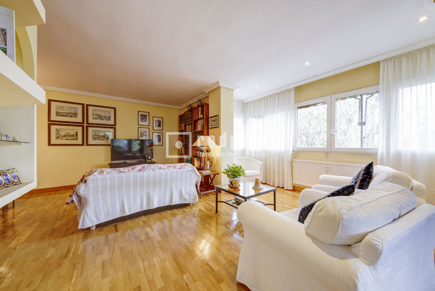 Piso en venta en  Majadahonda, Madrid  11/50