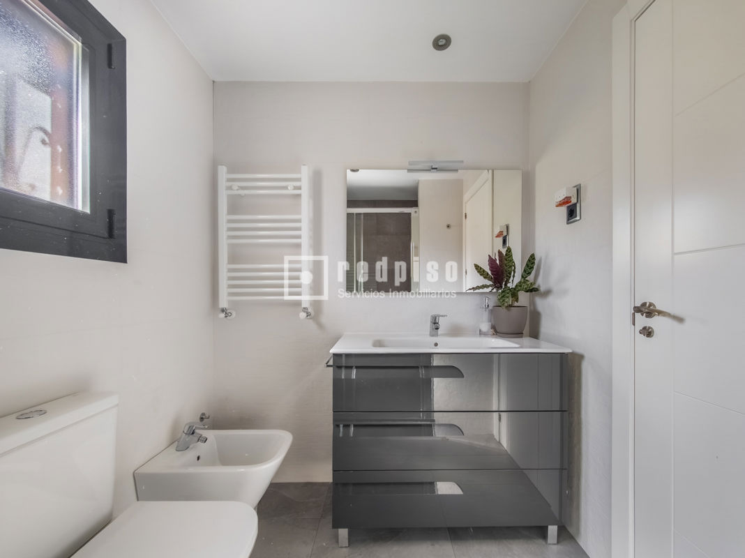 Casa en venta en Rivas-vaciamadrid, Madrid 12/28
