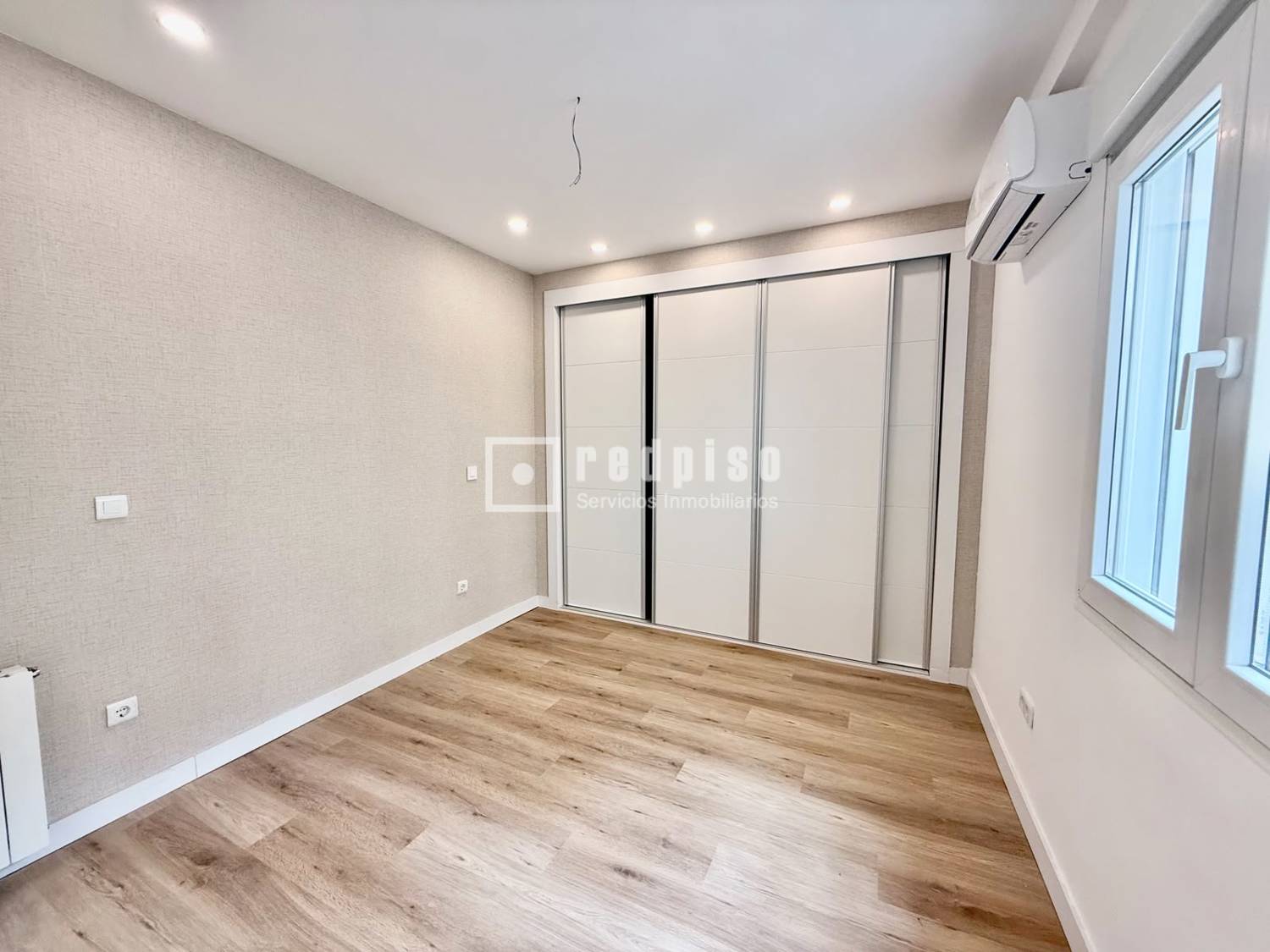 Piso en venta en calle Del Aviador Zorita, Tetuán, Madrid 15/33