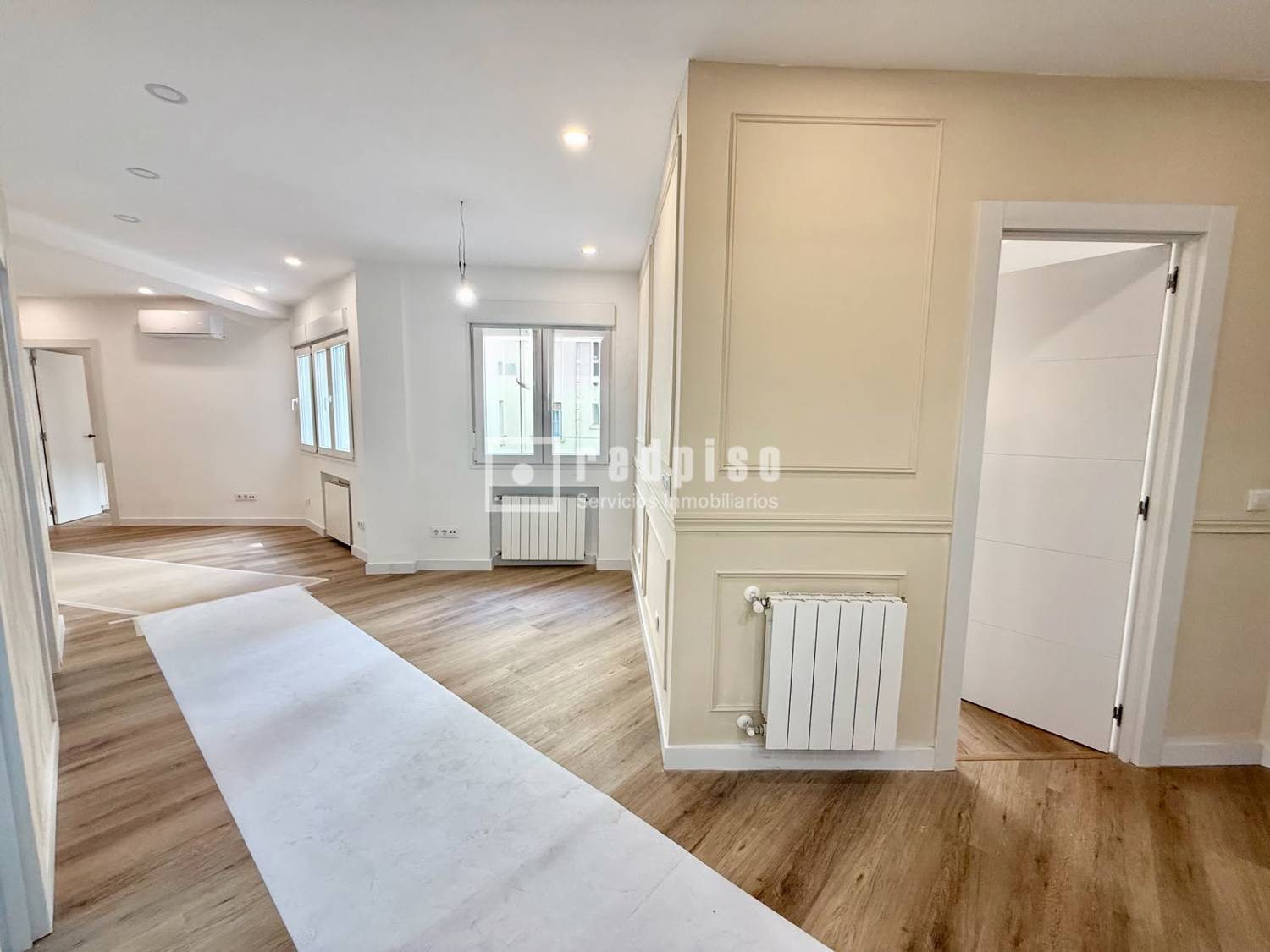 Piso en venta en calle Del Aviador Zorita, Tetuán, Madrid 9/33