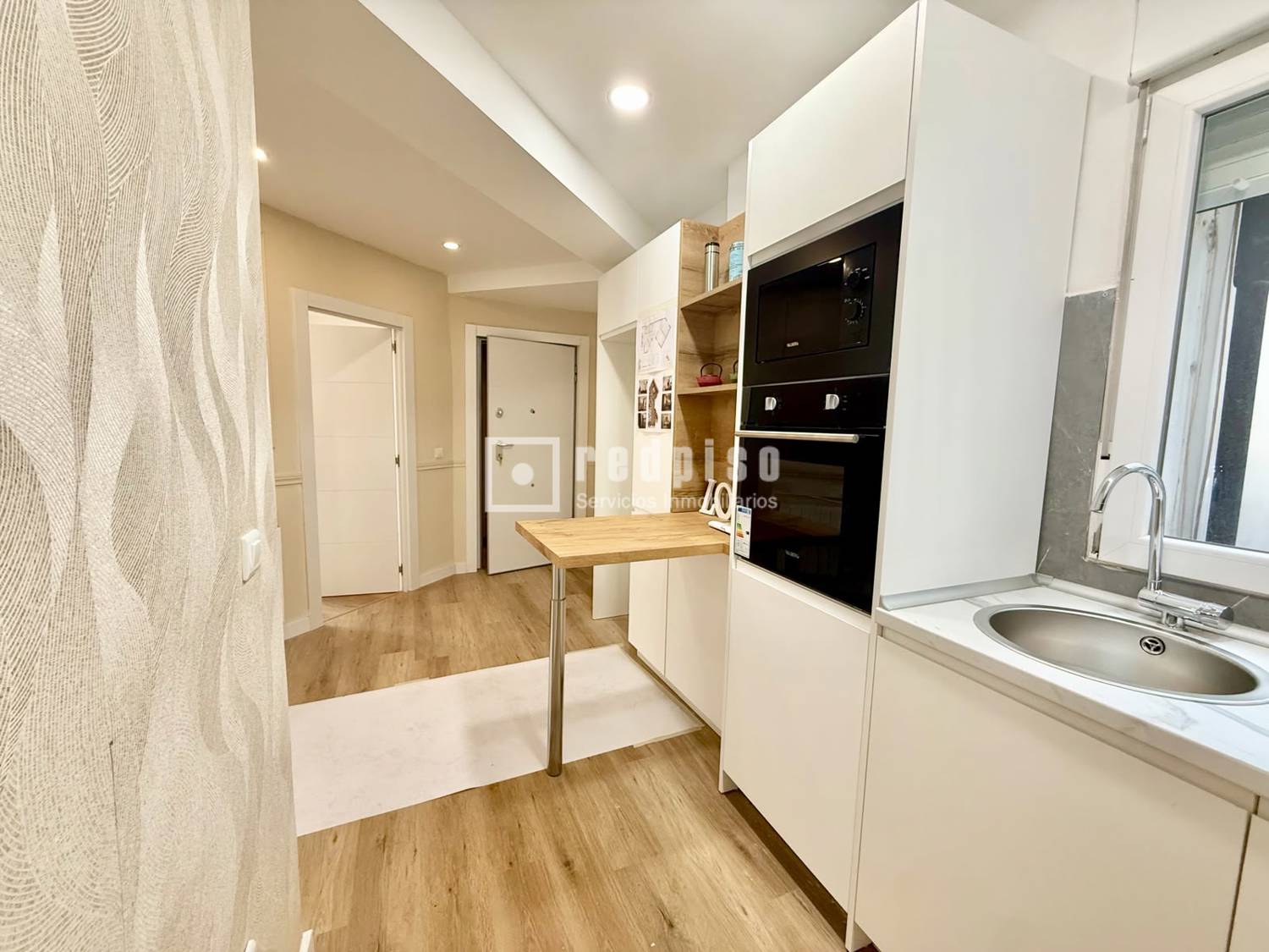 Piso en venta en calle Del Aviador Zorita, Tetuán, Madrid 5/33